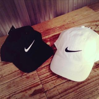 ナイキ(NIKE)の大人気NIKEナイキキャップ(白のみ)(キャップ)