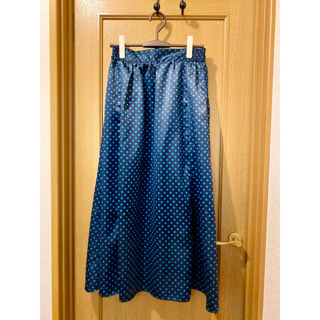 【美品】AMERICAN HOLIC  サテンギャザーフレアスカート レディースのスカート(ロングスカート)の商品写真