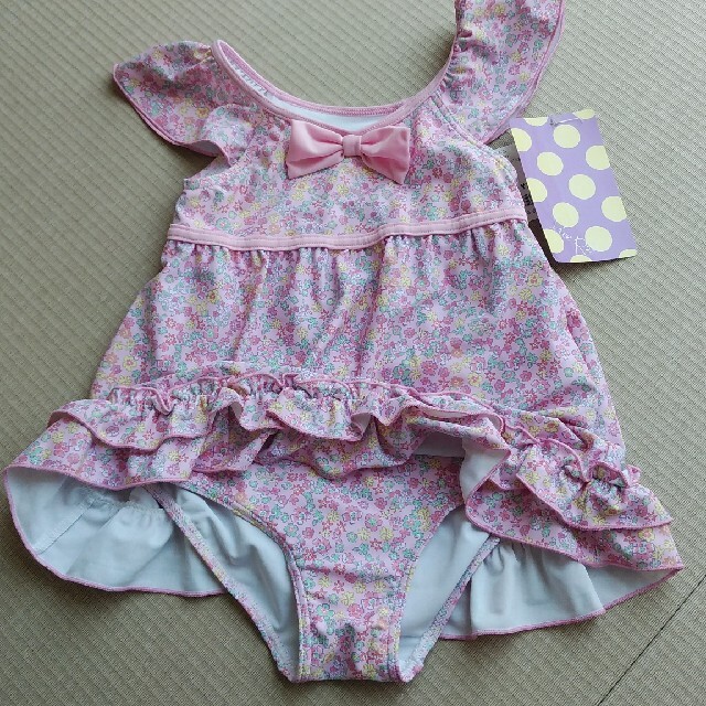 新品水着　120 キッズ/ベビー/マタニティのキッズ服女の子用(90cm~)(水着)の商品写真