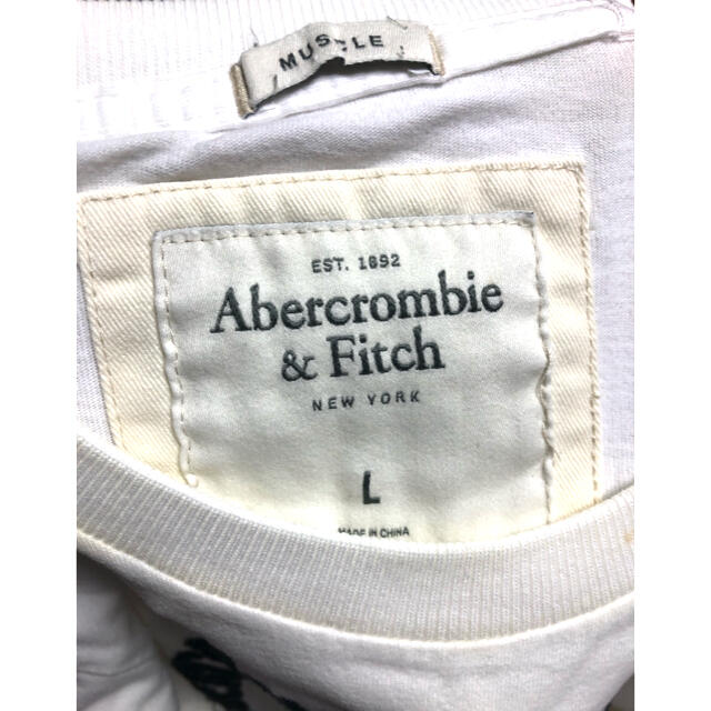 Abercrombie&Fitch(アバクロンビーアンドフィッチ)のAbercrombie&Fitch Tシャツ メンズのトップス(Tシャツ/カットソー(半袖/袖なし))の商品写真