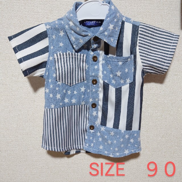 西松屋(ニシマツヤ)のキッズ　半袖シャツ　サイズ90 キッズ/ベビー/マタニティのキッズ服男の子用(90cm~)(Tシャツ/カットソー)の商品写真