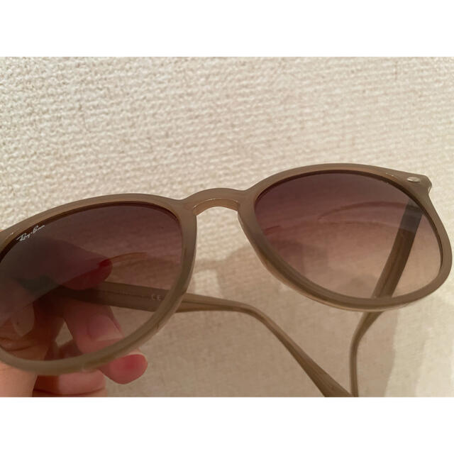 Ray-Ban(レイバン)のレイバンサングラス レディースのファッション小物(サングラス/メガネ)の商品写真