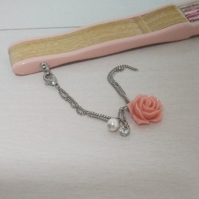 L'EST ROSE(レストローズ)のスモーキーフラワーの扇子 レディースのファッション小物(その他)の商品写真