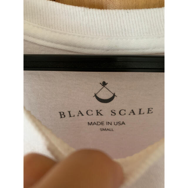 Tシャツ　BLACK SCALE メンズのトップス(Tシャツ/カットソー(半袖/袖なし))の商品写真