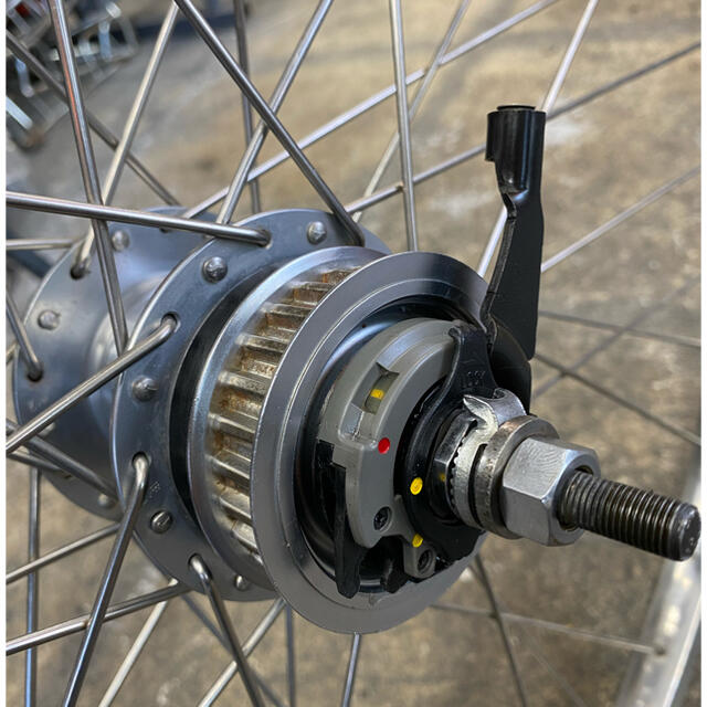 SHIMANO(シマノ)の送料込み価格　27インチ　シマノ Nexus  内装5段セット　直ぐに使用可能 スポーツ/アウトドアの自転車(パーツ)の商品写真