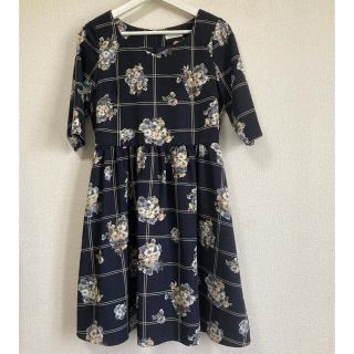 パターンフィオナ(PATTERN fiona)のpattern 花柄ワンピース(ひざ丈ワンピース)