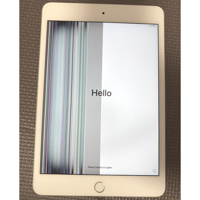 iPad(アイパッド)のApple iPad mini 5 64GB シルバー Wi-Fi  ジャンク品 スマホ/家電/カメラのPC/タブレット(タブレット)の商品写真