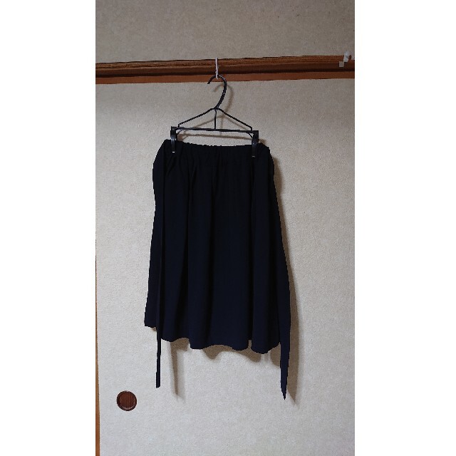 Techichi(テチチ)の【春、夏、秋、冬】テチチ　フレアスカート　ネイビー　Mサイズ レディースのスカート(ひざ丈スカート)の商品写真
