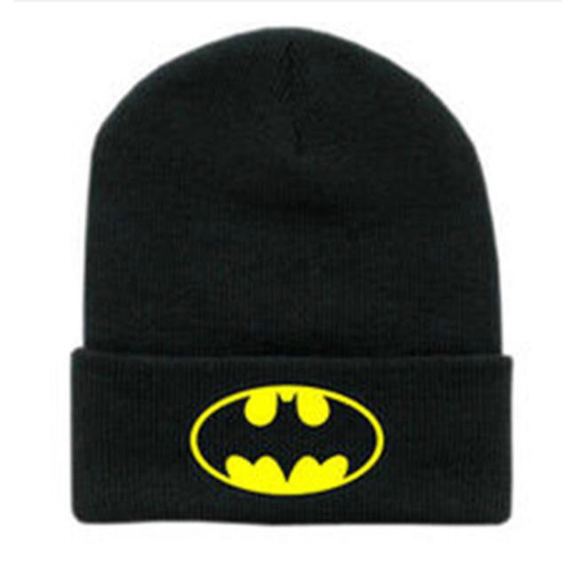 【大人気！】バットマン　ニット帽　キャップ　ビーニー　帽子　黒　ブラック メンズの帽子(ニット帽/ビーニー)の商品写真