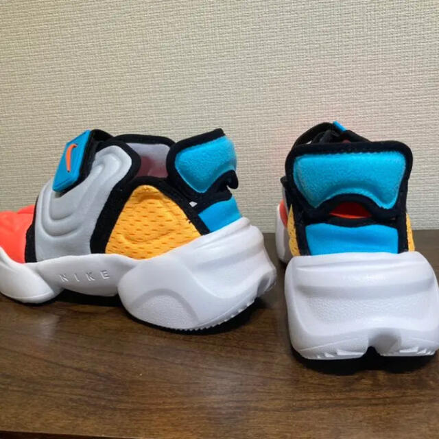 NIKE(ナイキ)の新品‼️NIKE ナイキ アクアリフト　エアリフト　サンダル　23cm ② レディースの靴/シューズ(サンダル)の商品写真