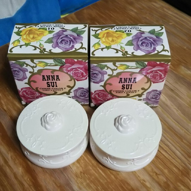 ANNA SUI(アナスイ)の新品  アナスイ  チークカラー  2個セット コスメ/美容のベースメイク/化粧品(チーク)の商品写真