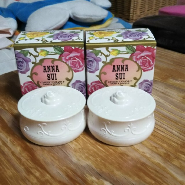 ANNA SUI(アナスイ)の新品  アナスイ  チークカラー  2個セット コスメ/美容のベースメイク/化粧品(チーク)の商品写真