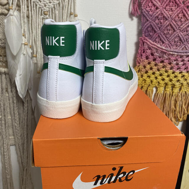 NIKE(ナイキ)のNIKEブレーザーMID'77ビンテージ　レアグリーン メンズの靴/シューズ(スニーカー)の商品写真