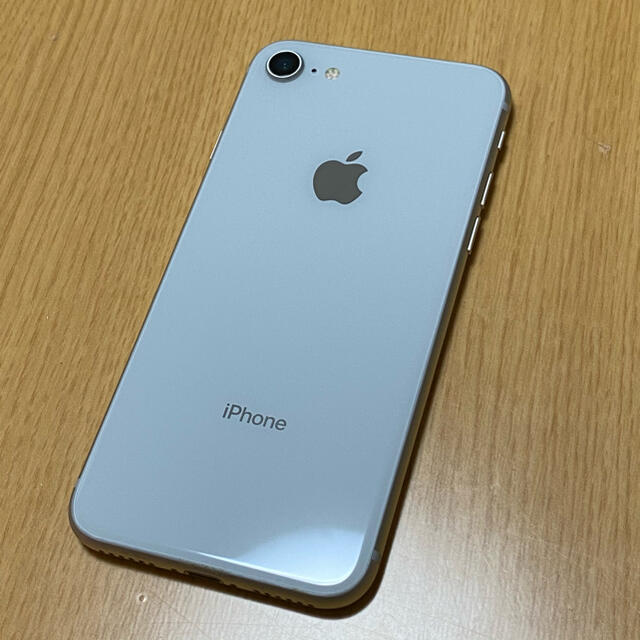 iPhone8 SIMフリー 64GB 本体のみ シルバー 1