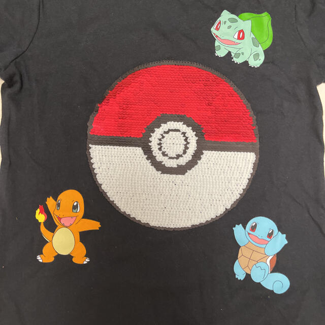 H&M(エイチアンドエム)の130-140㎝❤️リバーシブルスパンコールポケモンTシャツ♡ポケットモンスター キッズ/ベビー/マタニティのキッズ服男の子用(90cm~)(Tシャツ/カットソー)の商品写真