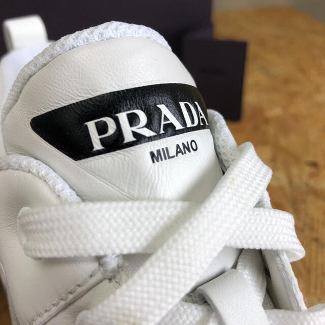 PRADA(プラダ)のPRADA プラダダッドスニーカーChunky Trainer Sneakers メンズの靴/シューズ(スニーカー)の商品写真