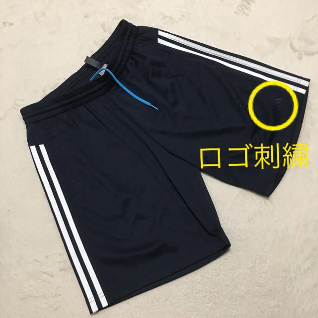 adidas(アディダス)のアディダス ハーフパンツ　スリーライン　レディース　L ネイビー　紺　ジャージ レディースのパンツ(ハーフパンツ)の商品写真