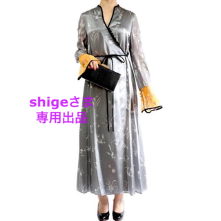 マメ(mame)の【shigeさま専用出品】mame Silk Lame Print Dress(ロングワンピース/マキシワンピース)