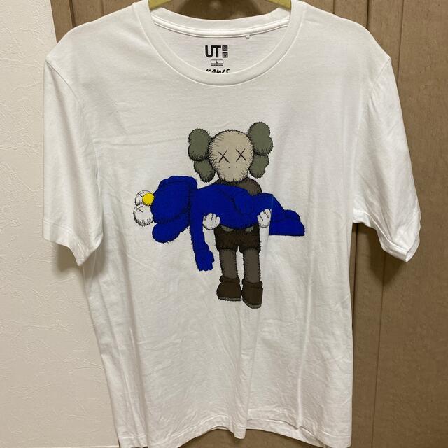 UNIQLO(ユニクロ)のユニクロ　カウズ　kaws UT メンズのトップス(Tシャツ/カットソー(半袖/袖なし))の商品写真