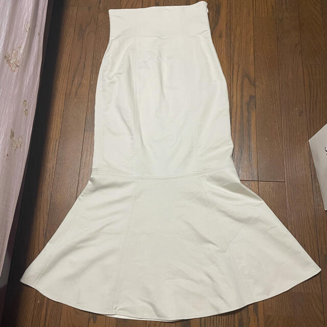 SNIDEL(スナイデル)のハイウエストタイトスカート　snidel   レディースのスカート(ロングスカート)の商品写真