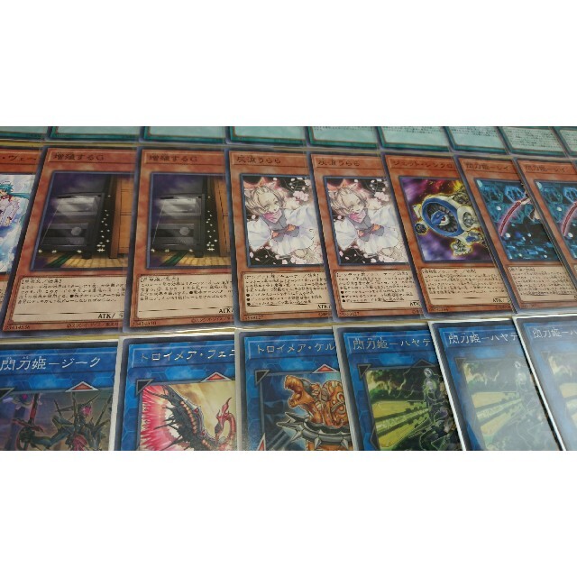 大人気!閃刀姫 デッキ まとめ売り 遊戯王 | www.jarussi.com.br