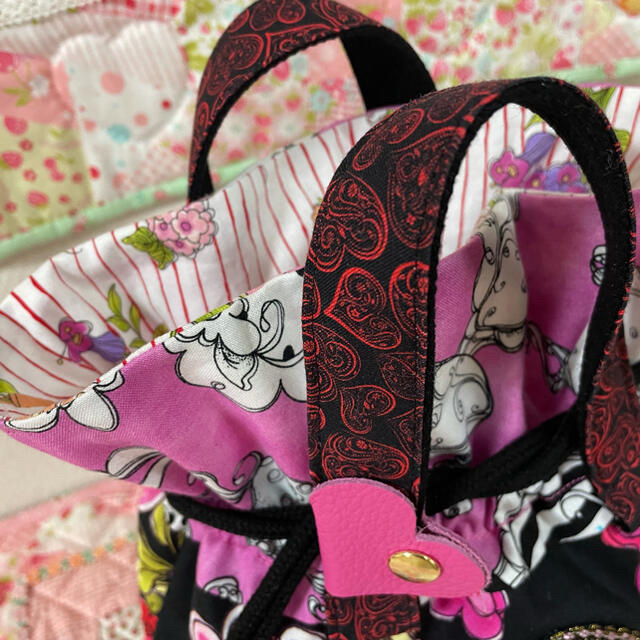 お弁当袋❣️背面お花の刺繍❣️ロラライハリス　ハンドメイド ハンドメイドのファッション小物(バッグ)の商品写真