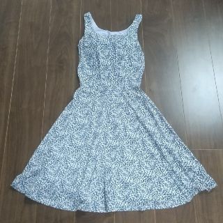 ユニクロ(UNIQLO)の【USED】ユニクロ  リバティ  ワンピース  M(ひざ丈ワンピース)