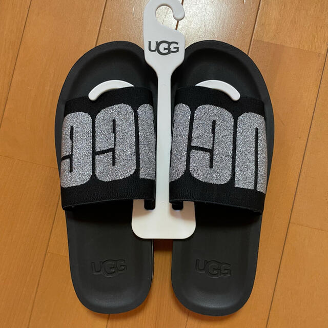 サンダルUGG サンダル