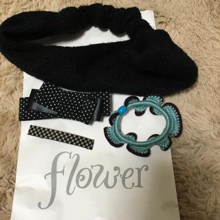 フラワー(flower)のflowerノベルティ新品未使用ヘアアクセ(バレッタ/ヘアクリップ)