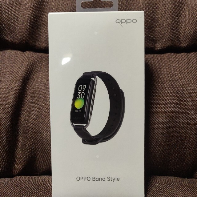 OPPO(オッポ)のOPPO Band Style 新品未開封 バニラカラー スマホ/家電/カメラのスマホアクセサリー(その他)の商品写真