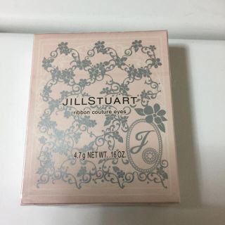 ジルスチュアート(JILLSTUART)の新品未使用！限定♡リボンクチュールアイズ10(アイシャドウ)