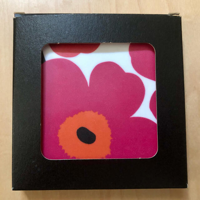 marimekko(マリメッコ)のmarimekko lasinalunen Coaster インテリア/住まい/日用品のキッチン/食器(テーブル用品)の商品写真