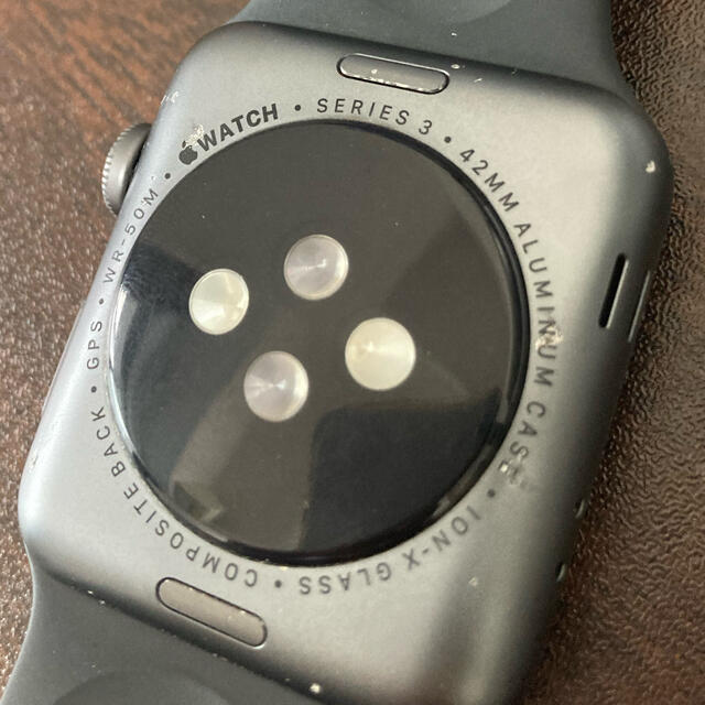 Apple Watch(アップルウォッチ)のApple Watch  Series 3  42mm   バッテリー94% メンズの時計(腕時計(デジタル))の商品写真