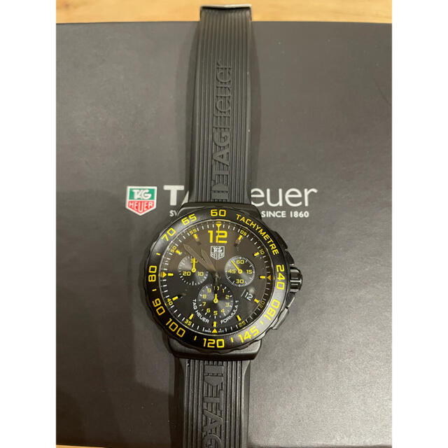 TAG Heuer(タグホイヤー)のsyu様専用　TAGHeuer フォーミュラ1 イエロー cau111e メンズの時計(腕時計(アナログ))の商品写真