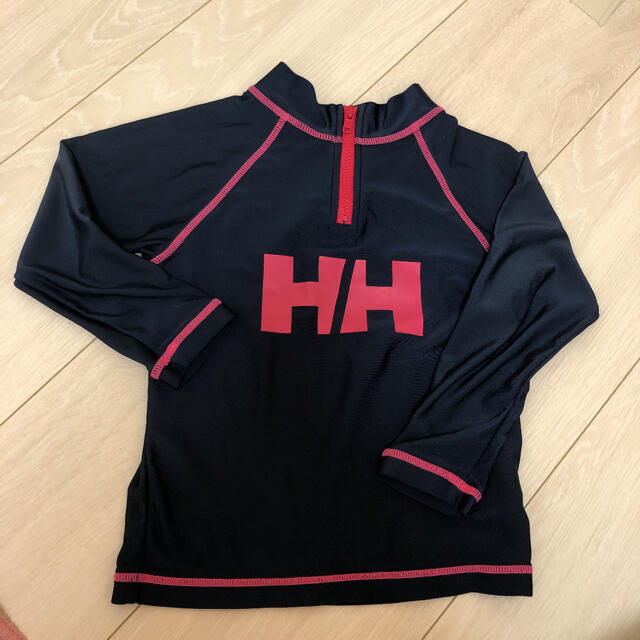 HELLY HANSEN(ヘリーハンセン)のヘリーハンセン⭐︎ラッシュガード キッズ/ベビー/マタニティのキッズ服男の子用(90cm~)(水着)の商品写真