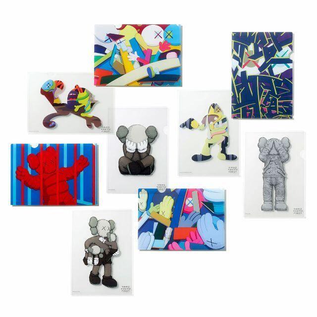 KAWS TOKYO FIRST 限定 クリアファイル A4サイズ 全9種 エンタメ/ホビーのアニメグッズ(クリアファイル)の商品写真