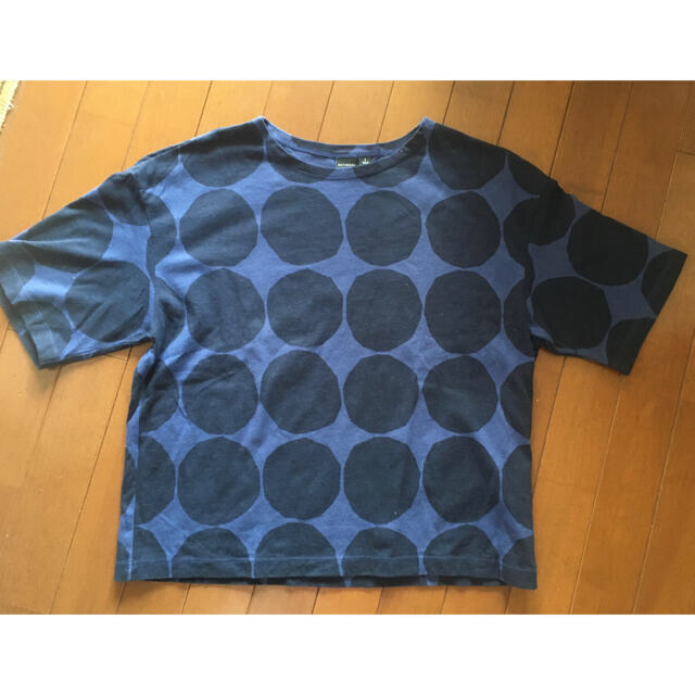 marimekko(マリメッコ)の日本未発売　マリメッコ（UNIQLOコラボ）半袖Tシャツ レディースのトップス(Tシャツ(半袖/袖なし))の商品写真