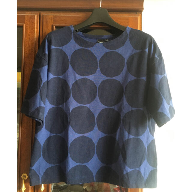 marimekko(マリメッコ)の日本未発売　マリメッコ（UNIQLOコラボ）半袖Tシャツ レディースのトップス(Tシャツ(半袖/袖なし))の商品写真