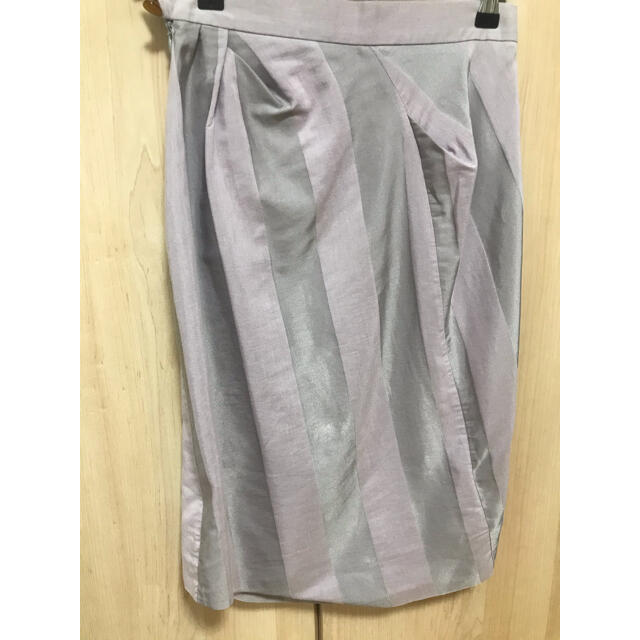 Vivienne Westwood(ヴィヴィアンウエストウッド)のヴィヴィアン　タイト変形スカート レディースのスカート(ひざ丈スカート)の商品写真