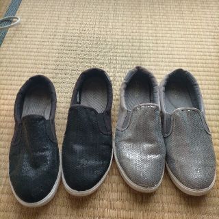 クロックス(crocs)の【値下げ 】クロックス  スリッポン  シルバー  ブラック W8(スリッポン/モカシン)