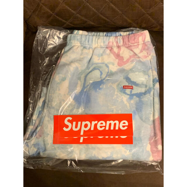 Supreme(シュプリーム)のsupreme small box sweatshort メンズのパンツ(ショートパンツ)の商品写真