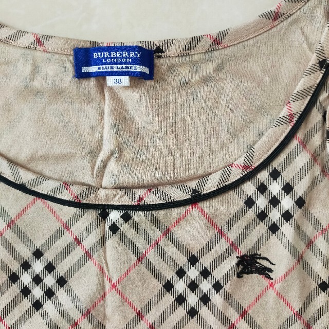 BURBERRY BLUE LABEL(バーバリーブルーレーベル)のバーバリー　ブルーレーベル　タンクトップ レディースのトップス(タンクトップ)の商品写真