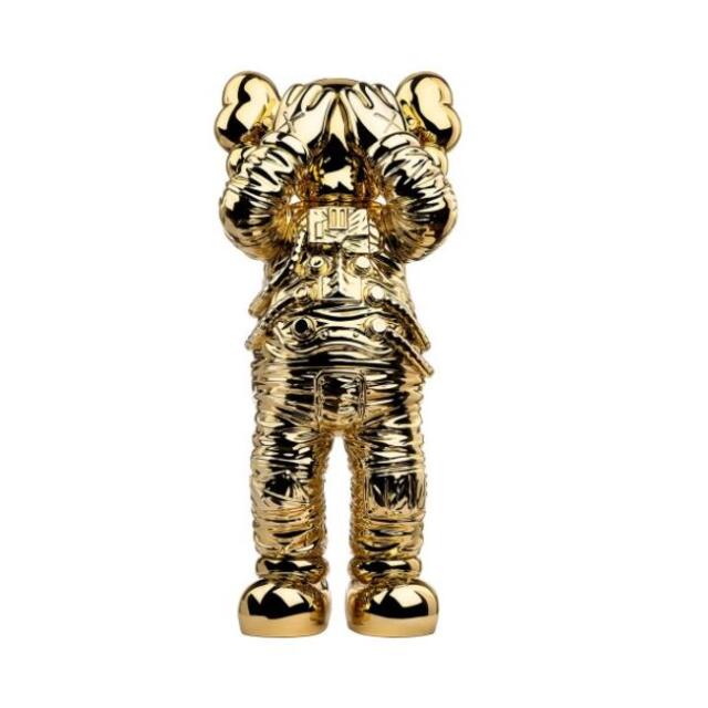 GOLDKAWS HOLIDAY SPACE GOLD カウズ