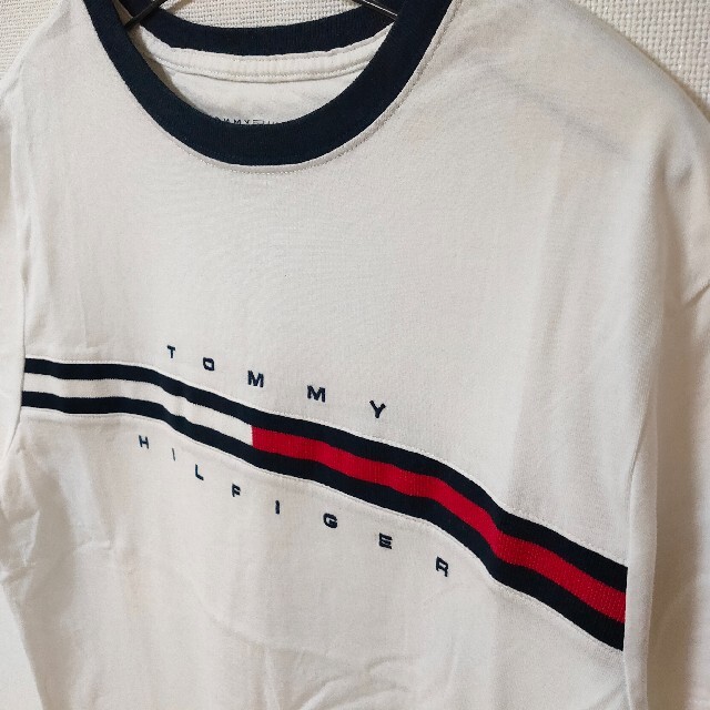 TOMMY HILFIGER(トミーヒルフィガー)の美品 トミーヒルフィガー 半袖Tシャツ カットソー ホワイト メンズ Mサイズ メンズのトップス(Tシャツ/カットソー(半袖/袖なし))の商品写真