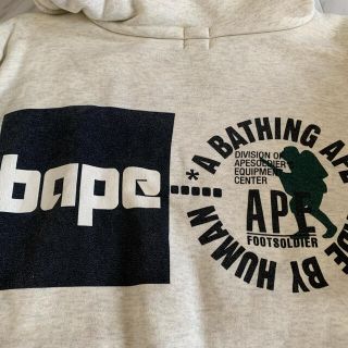 アベイシングエイプ(A BATHING APE)のA BATHING APE(パーカー)