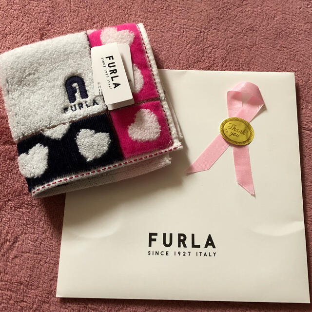 Furla(フルラ)のフルラ　FURLA ギフト　ハンカチーフ　ハンドタオル レディースのファッション小物(ハンカチ)の商品写真