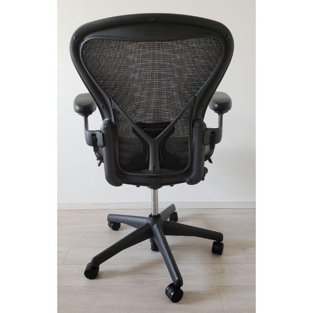 Herman Miller(ハーマンミラー)のハーマンミラー・アーロンチェア　ポスチャーフィット　フル装備　サイズB【美品】 インテリア/住まい/日用品の椅子/チェア(デスクチェア)の商品写真