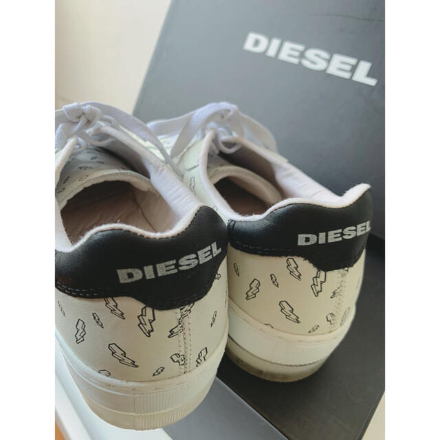 DIESEL(ディーゼル)のディーゼル　レディース　スニーカー レディースの靴/シューズ(スニーカー)の商品写真