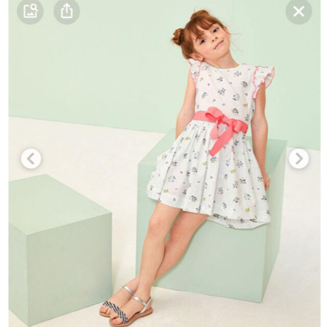 PETIT BATEAU(プチバトー)の新品PETIT BATEAUプチバトー6ansプリント半袖ワンピース キッズ/ベビー/マタニティのキッズ服女の子用(90cm~)(ワンピース)の商品写真