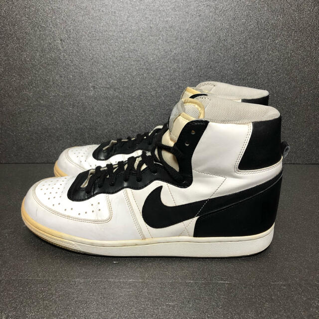 NIKE(ナイキ)の中古27.5cm NIKE TERMINATOR HIGH BASIC 白黒 メンズの靴/シューズ(スニーカー)の商品写真